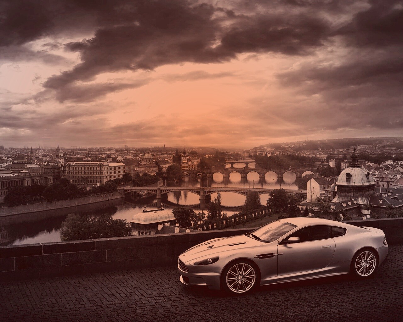 Aston Martin в городе обои