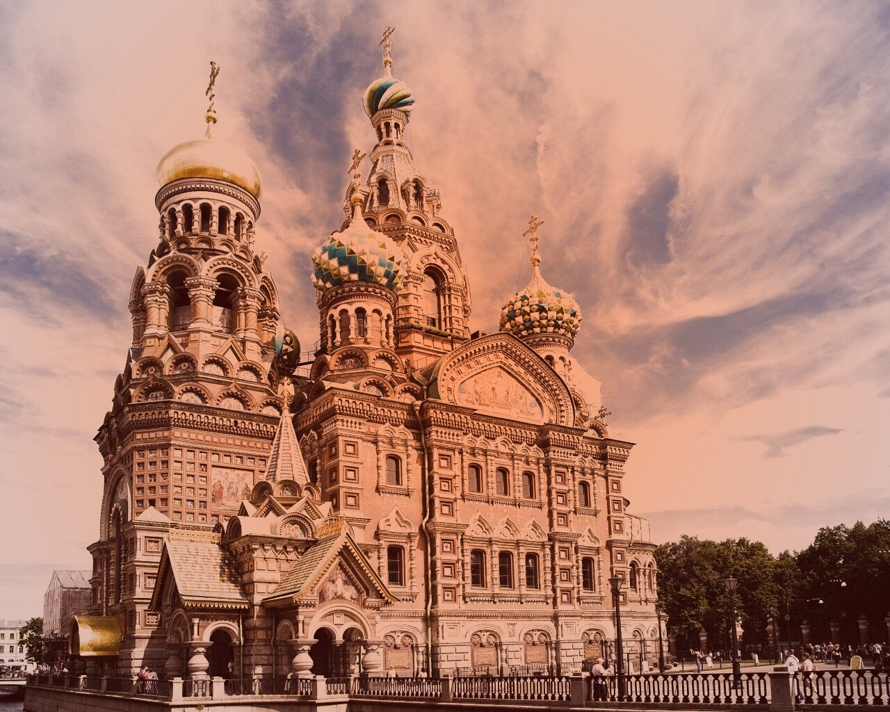 Спас на крови обои