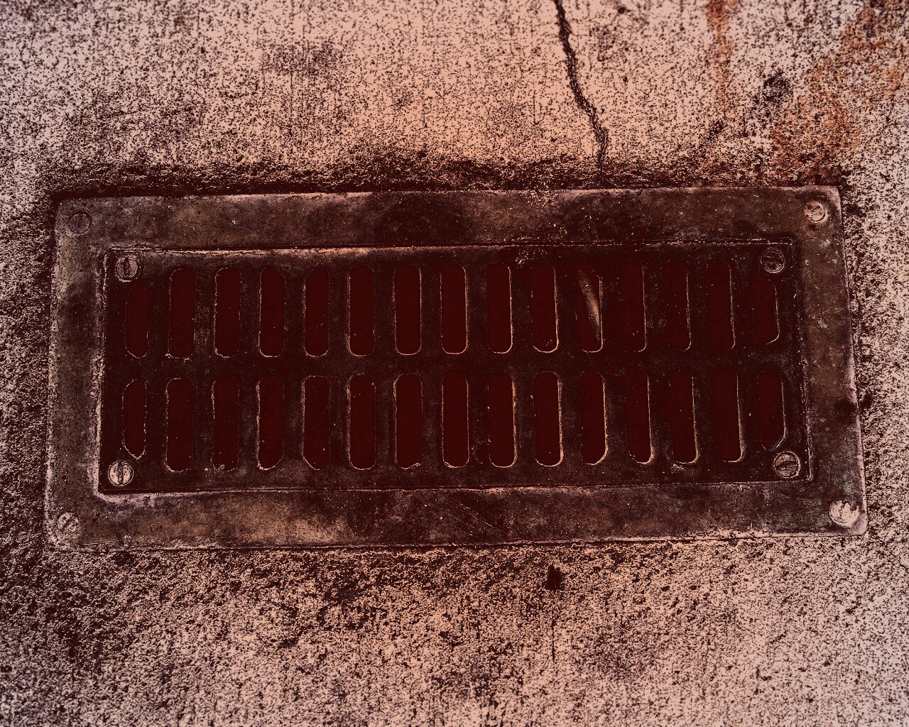 Канализационная решетка обои