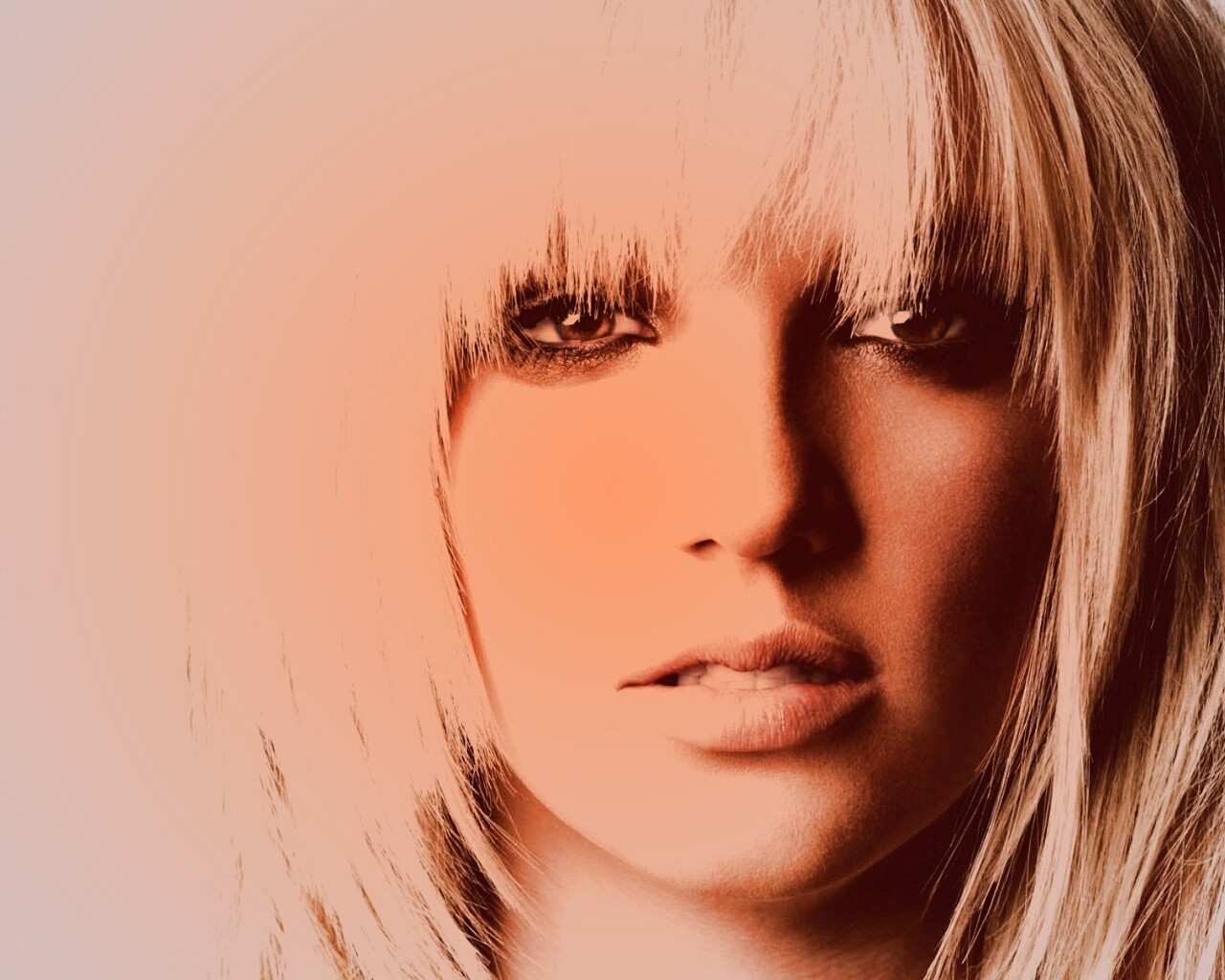 Блондинка Бритни обои