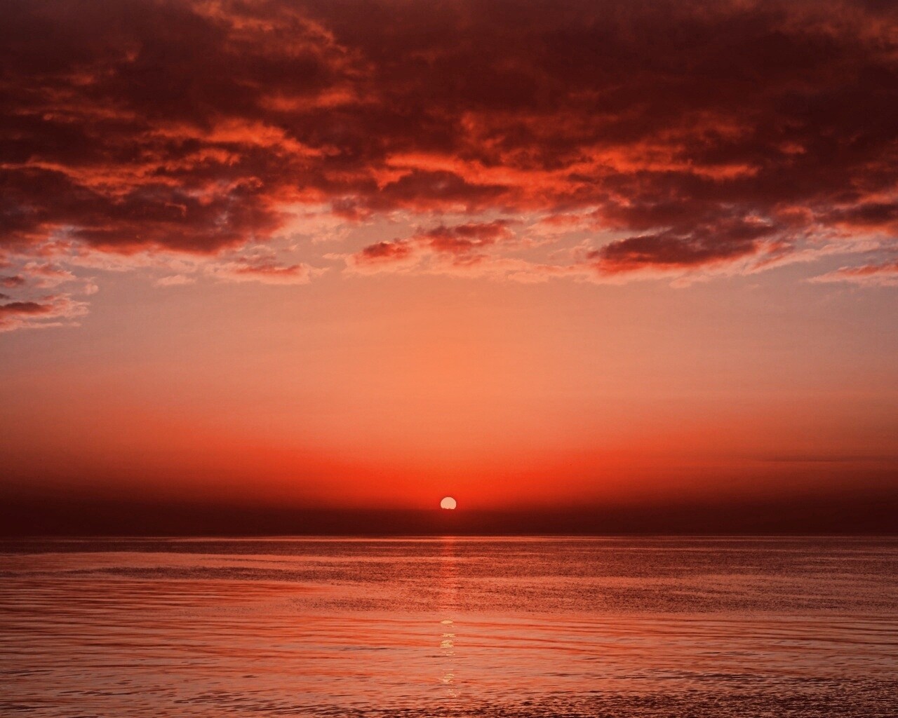 Багровый закат обои