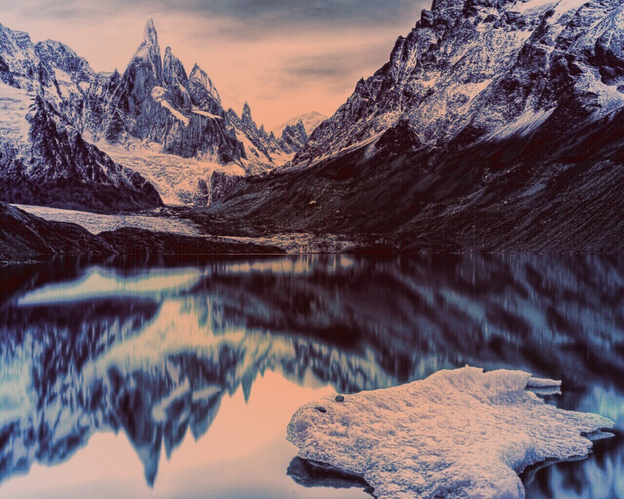 Горное озеро обои