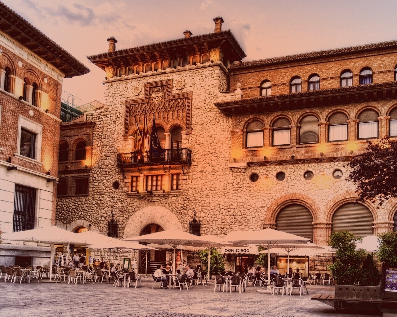 Туристская площадь обои