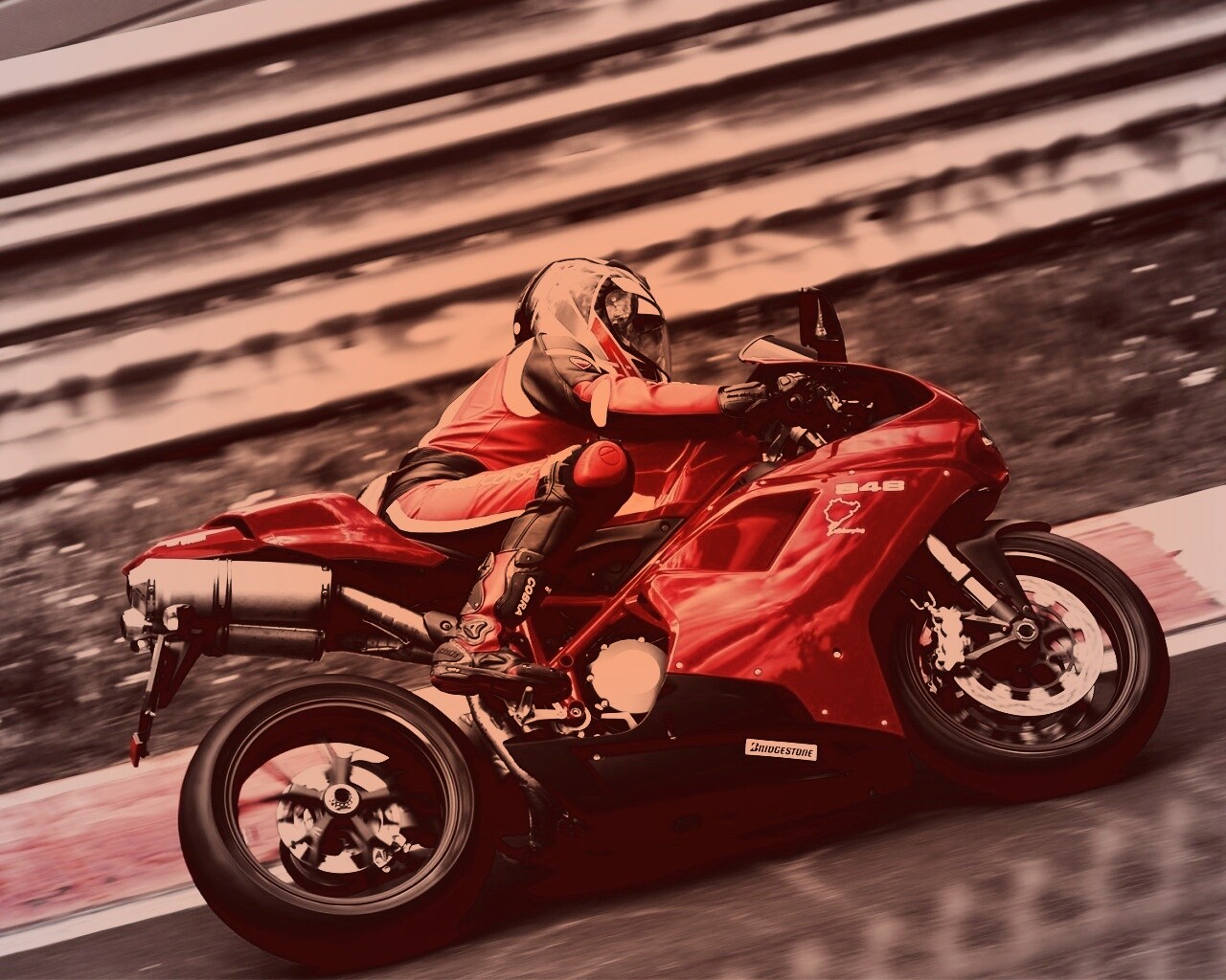 Красный мотоцикл обои