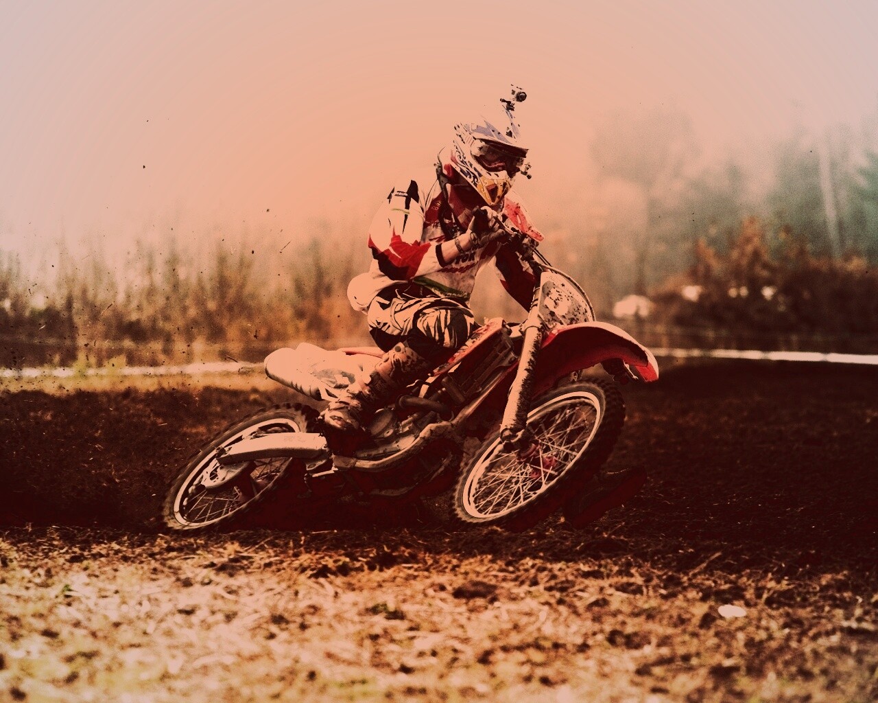 Зрелищное ралли на мотоциклах обои