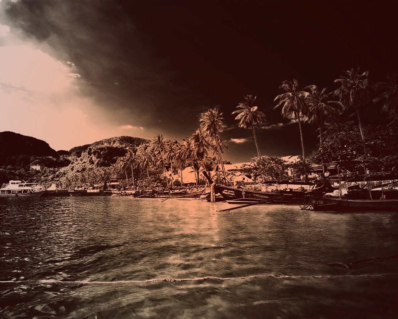 Призрачный пляж обои