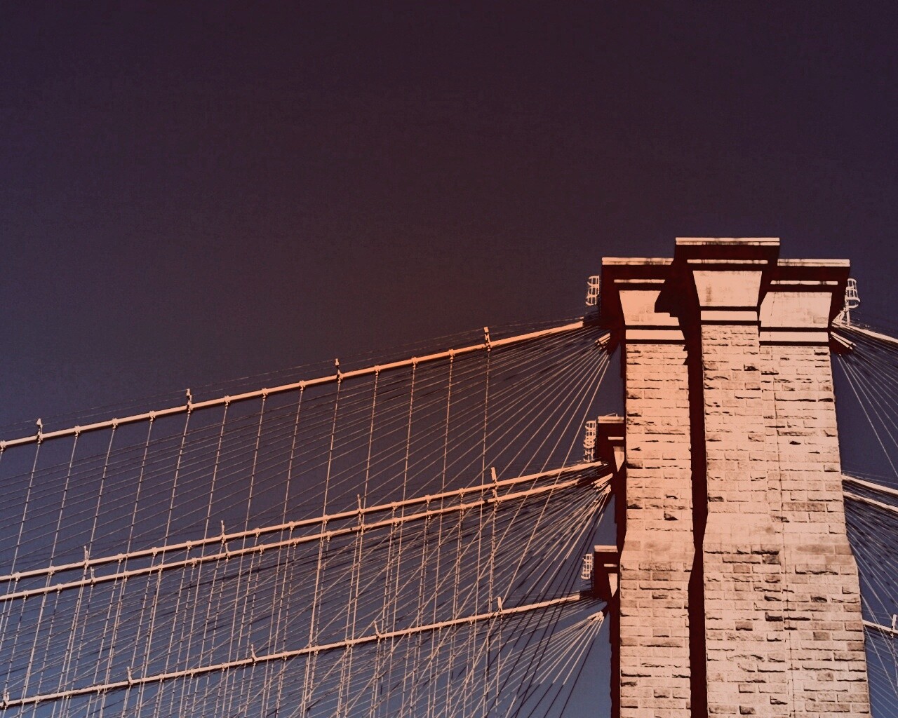 Одна из арок Бруклинского Моста обои