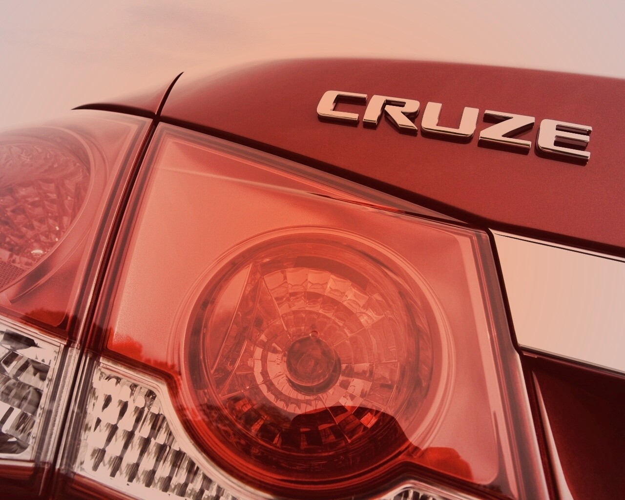 Шильдик Chevrolet Cruze обои