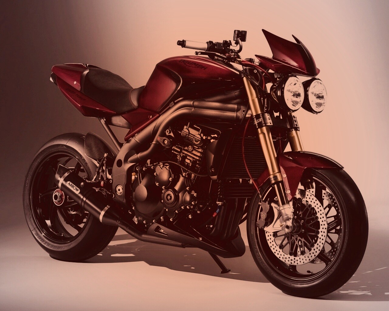 Мотоцикл в фотостудии обои