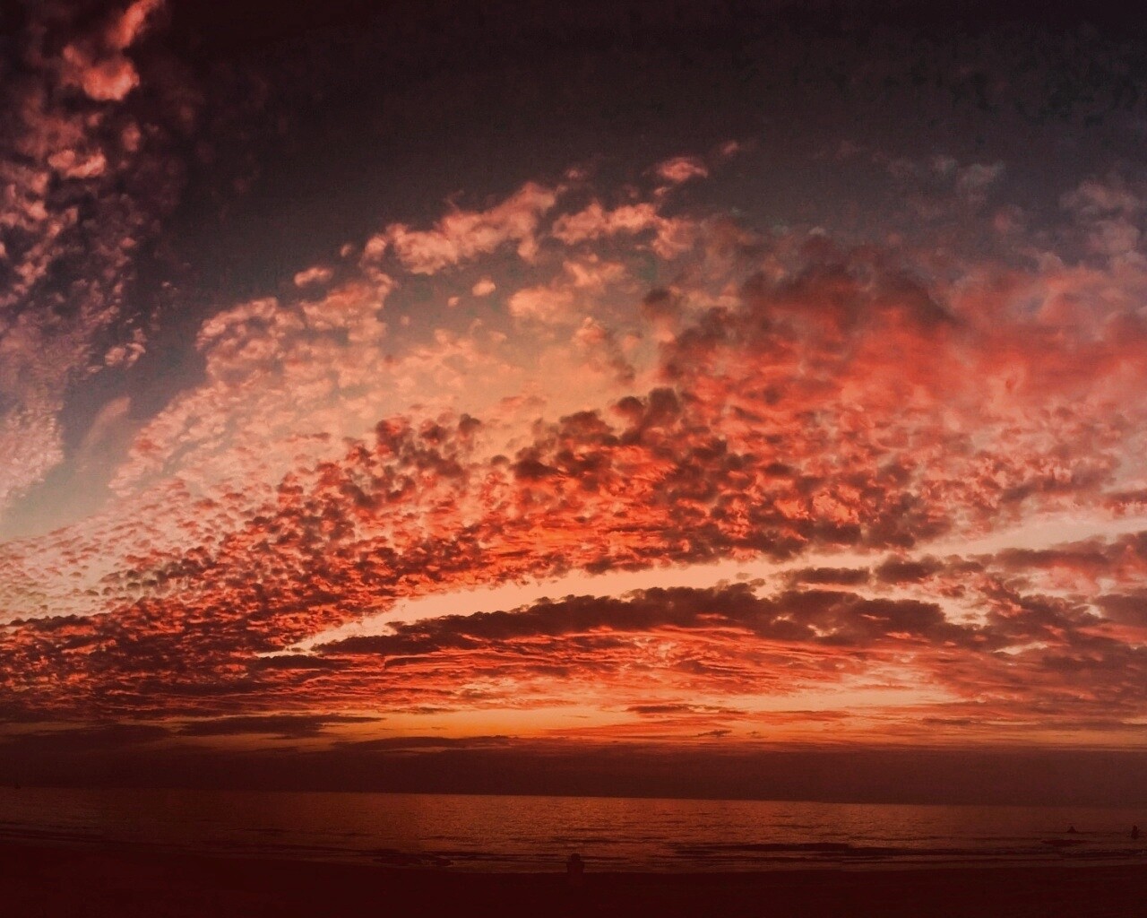 Изумитеьное закатное небо обои