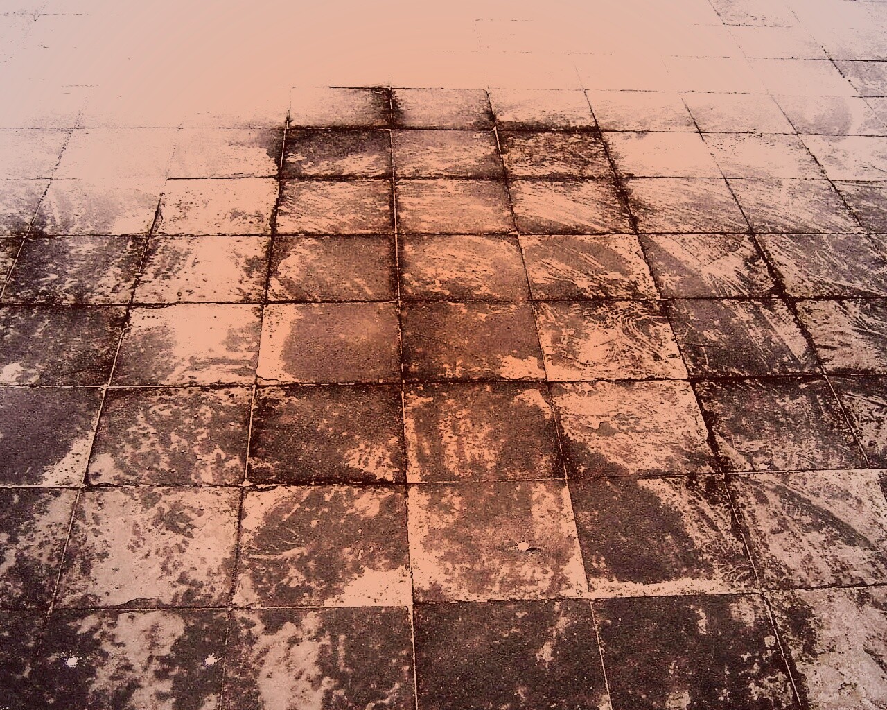 Дорога из серой плитки обои