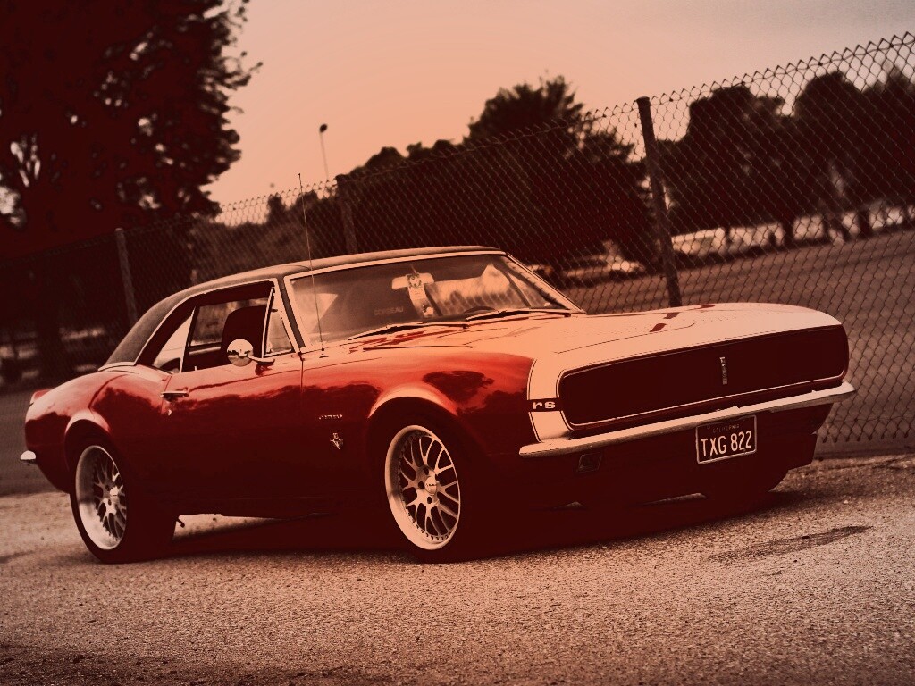 Красный монстор обои