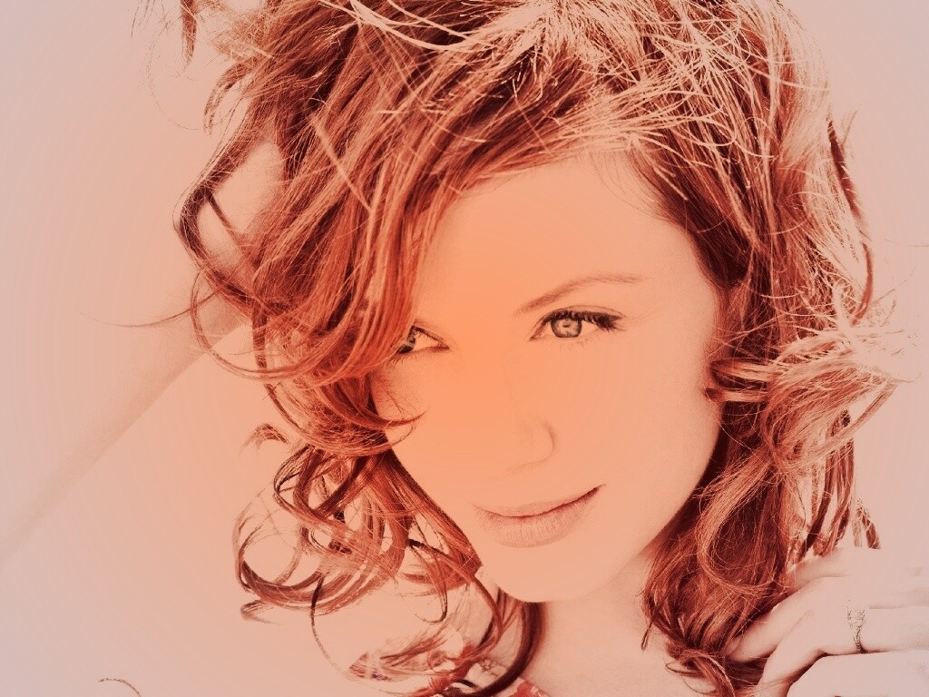 Рыжая красавица обои