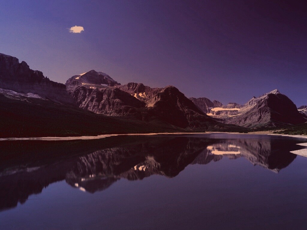 Синее горное озеро обои