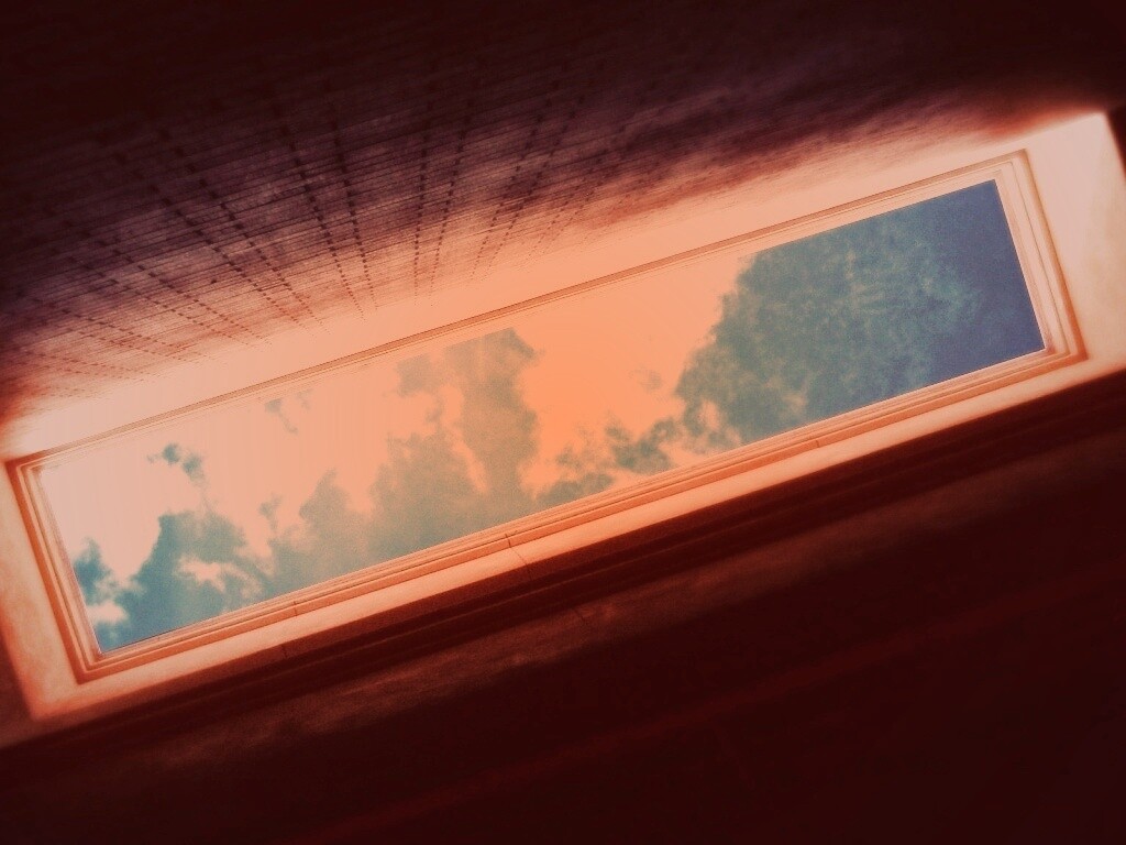 Прямоугольный каменный колодец обои