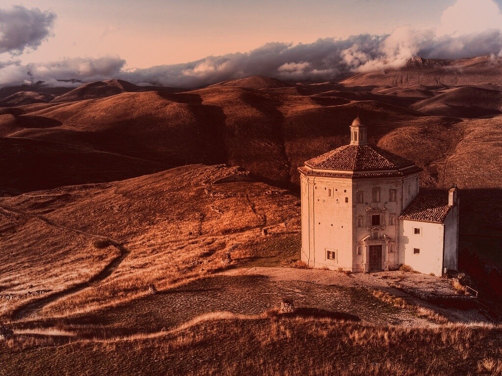 Церковь в Италии обои