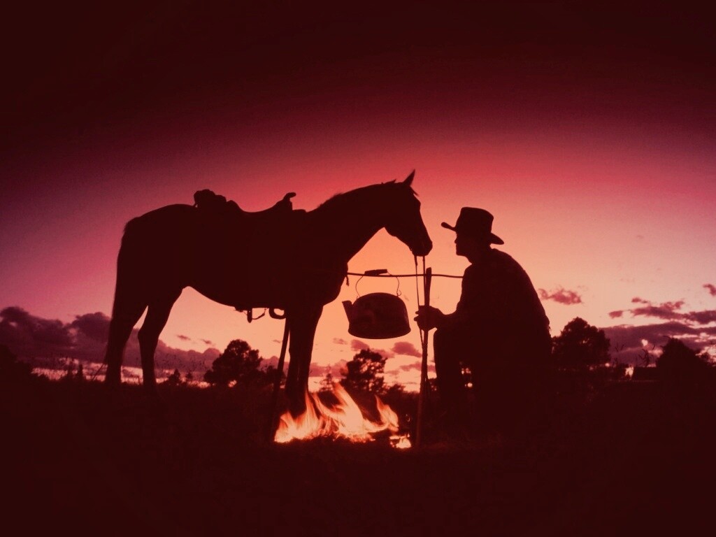 Ковбой на привале обои