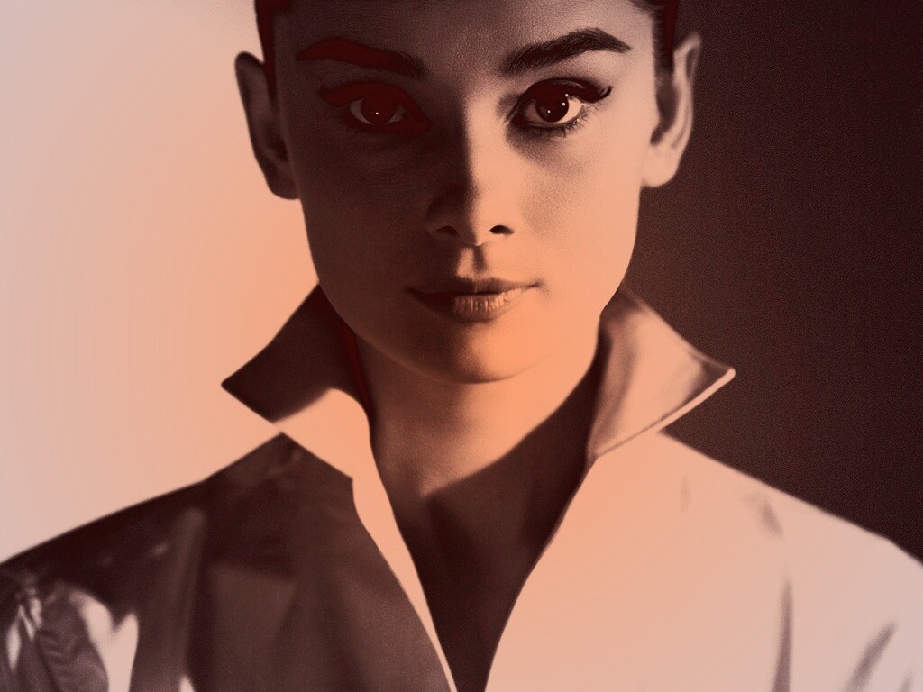 Одри Хепберн в grayscale обои