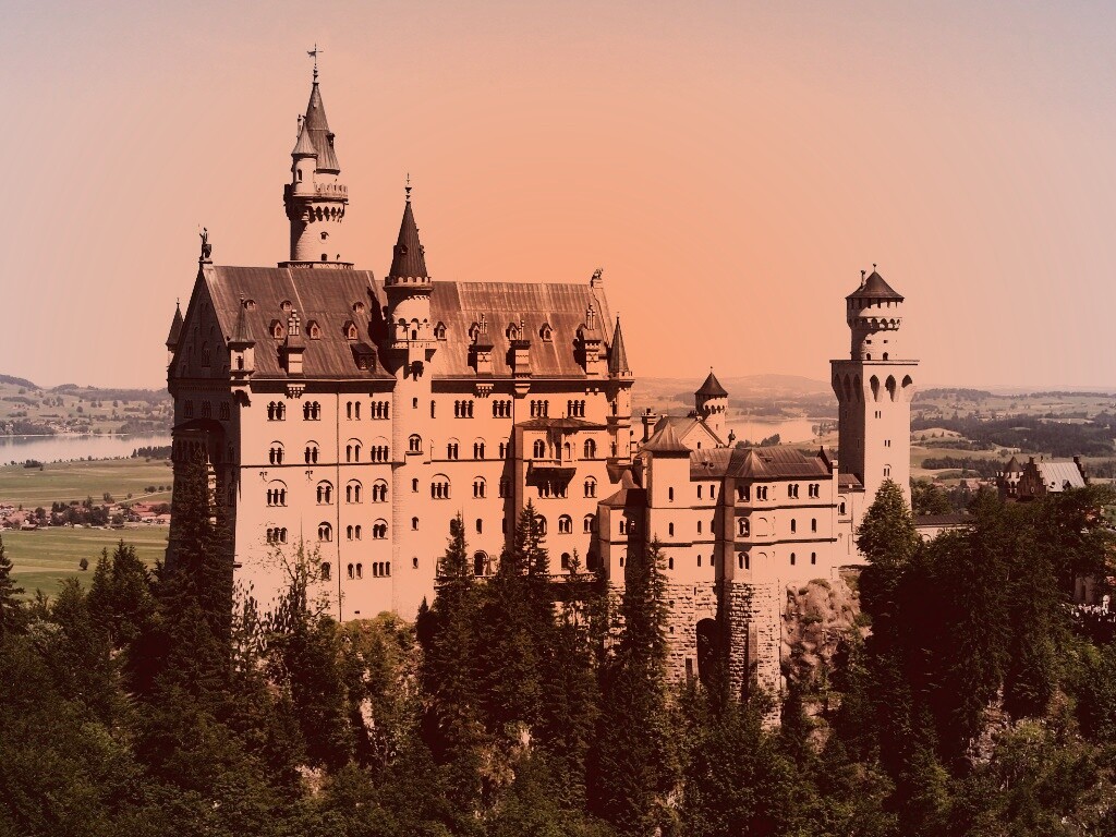 Замок Нойшванштайн в Баварии обои