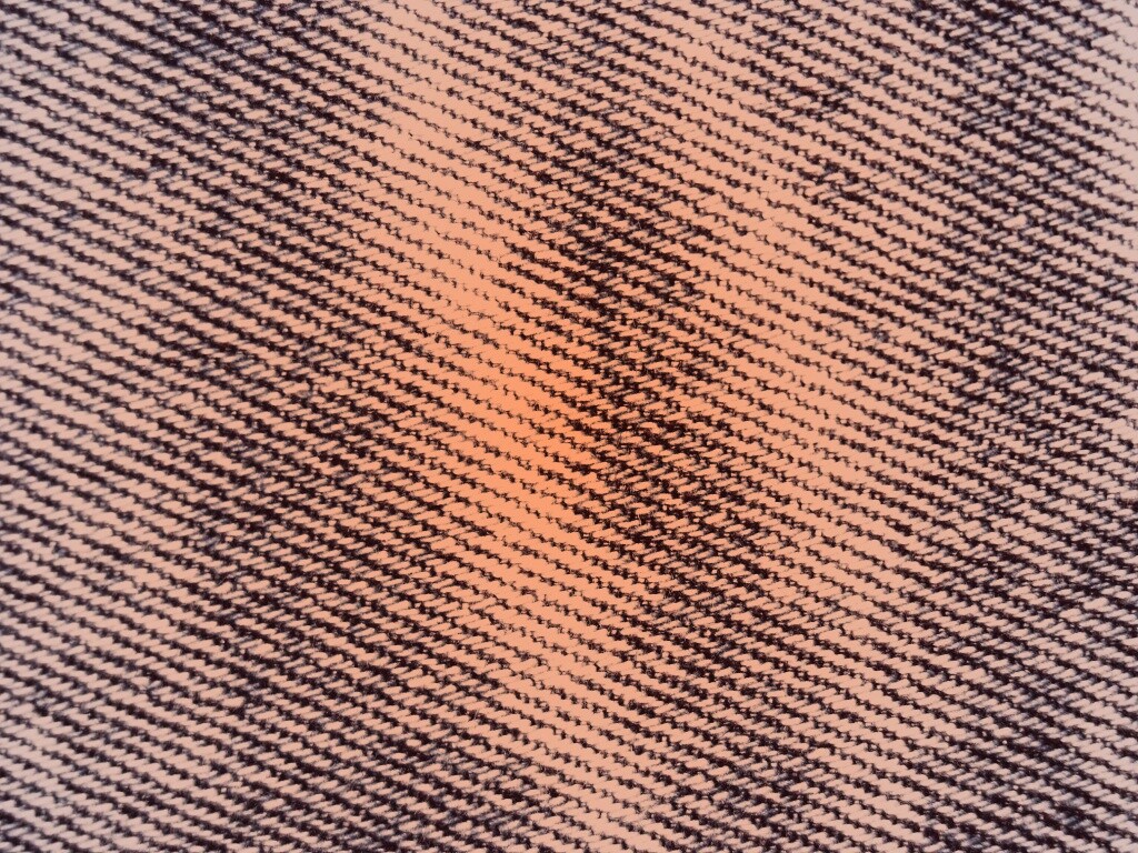 Джинса с протертыми полосами обои