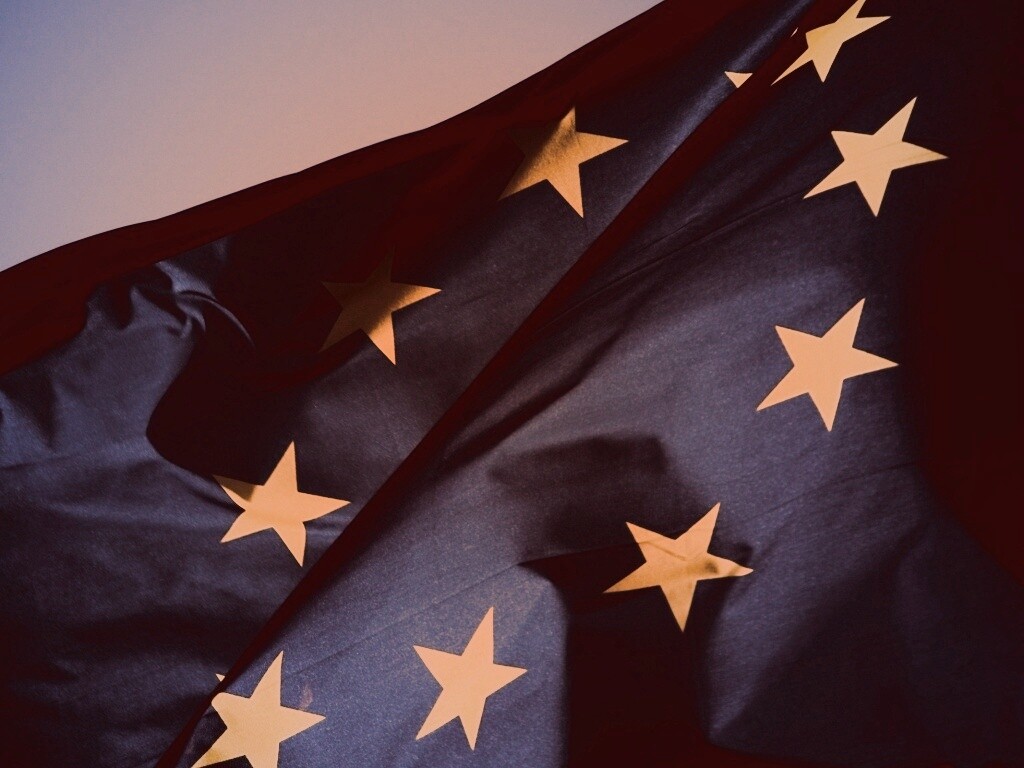 Синий флаг Евросоюза (европейского союза) обои