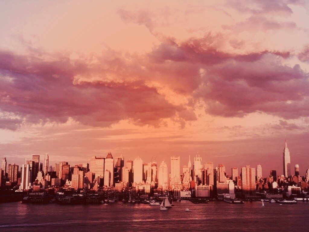 Панорама города на закате обои