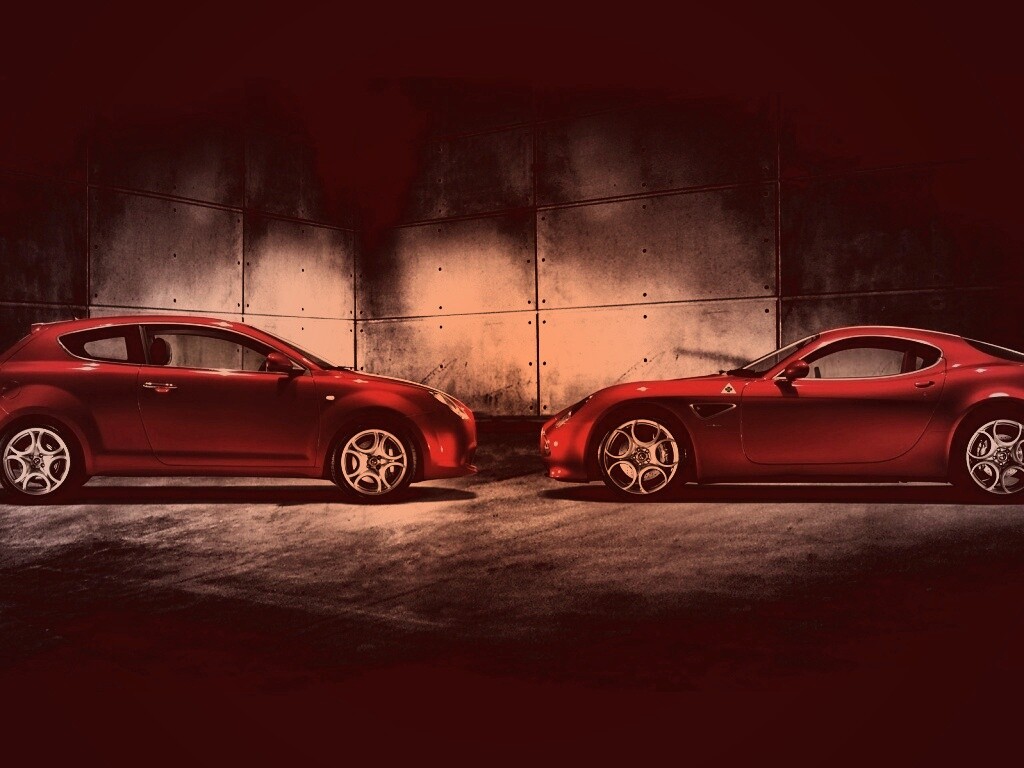 Два альфа ромео с разными кузовами обои