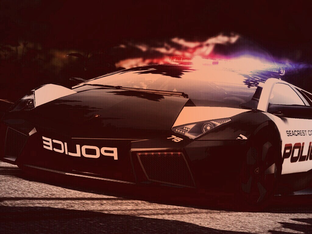 Lamborghini Reventon Hot Pursuit обои