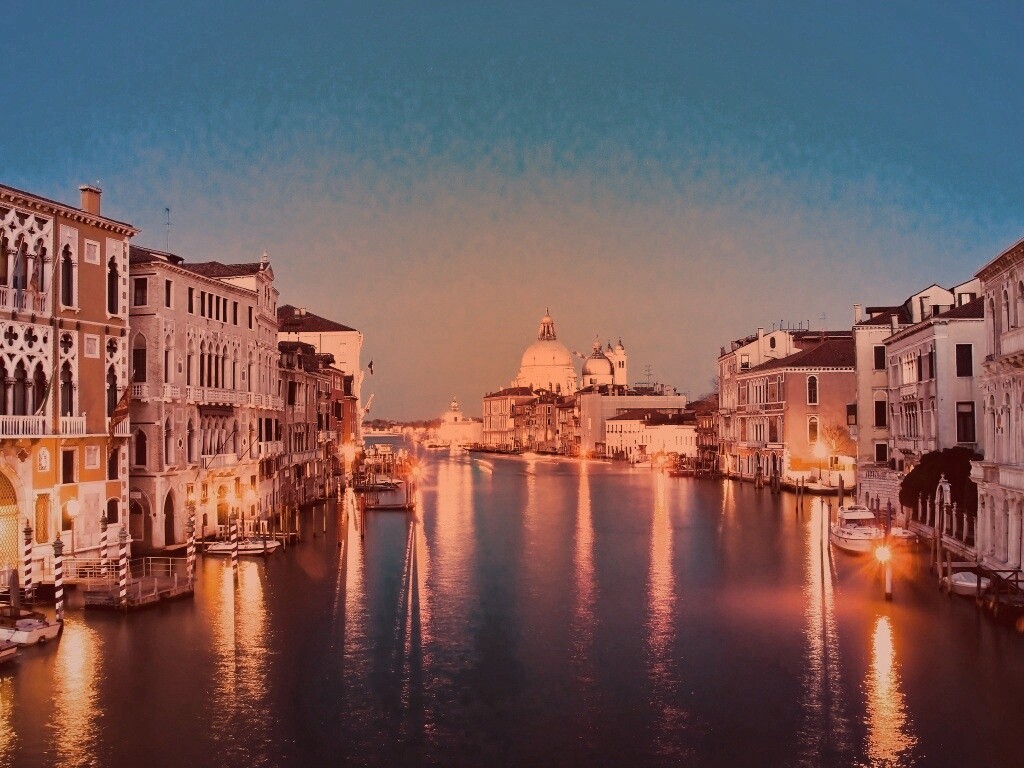 Канал в Венеции обои