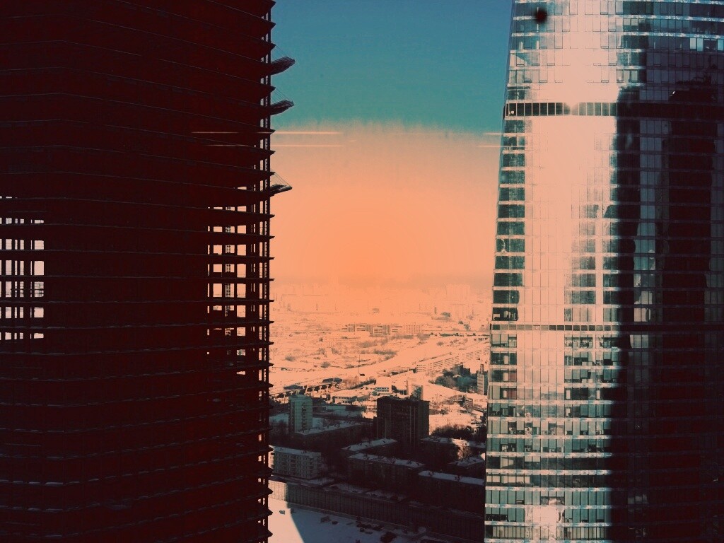 Строительство небоскреба в Москве обои