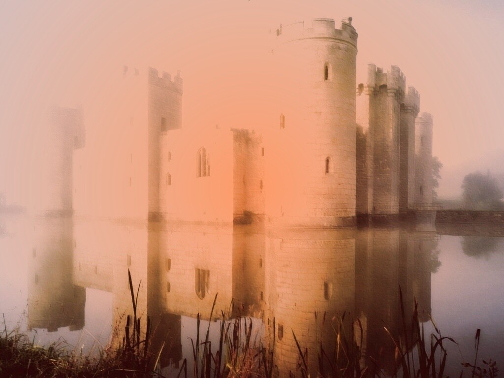 Замок на озере обои