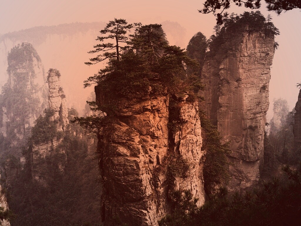 Неприступная скала обои