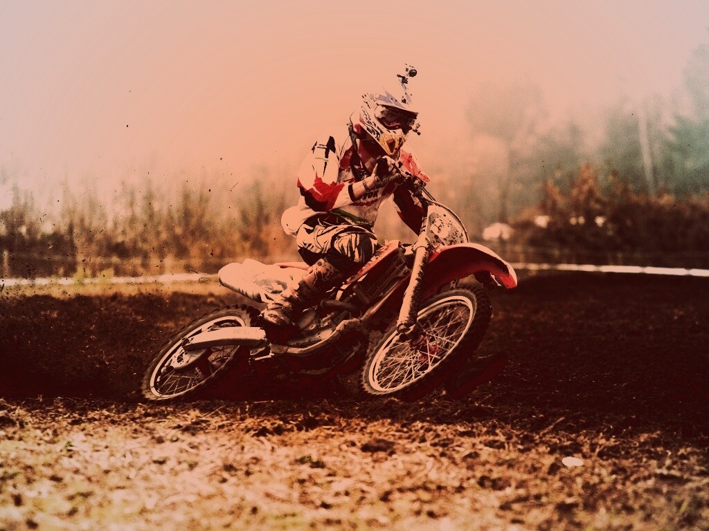 Зрелищное ралли на мотоциклах обои