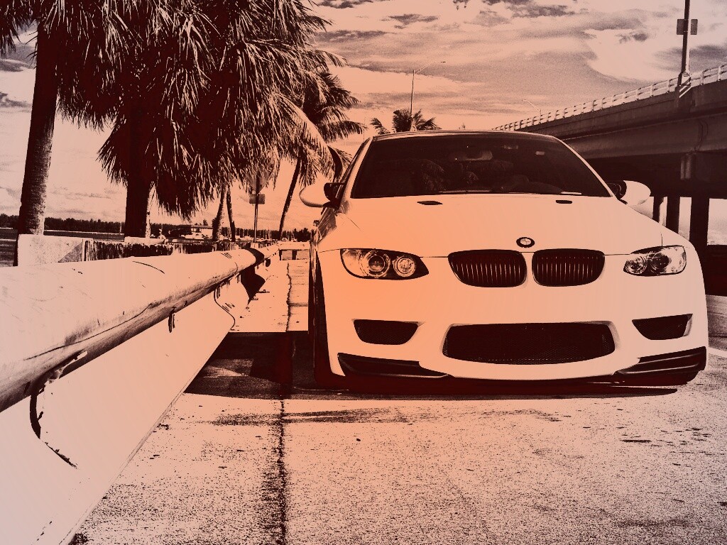 BMW в тропиках обои