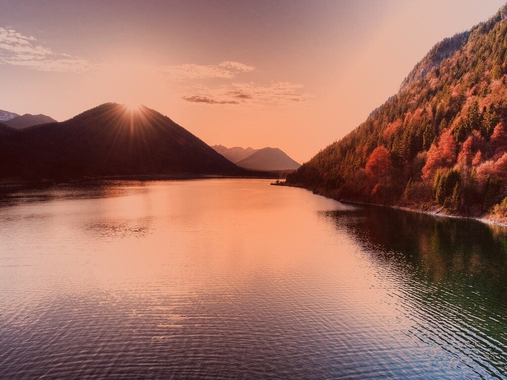 Закат в горах обои