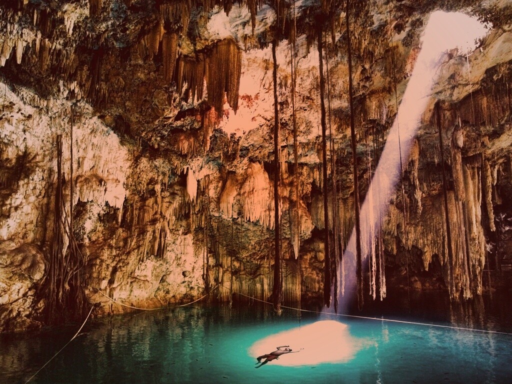 Пещера сталактитов обои