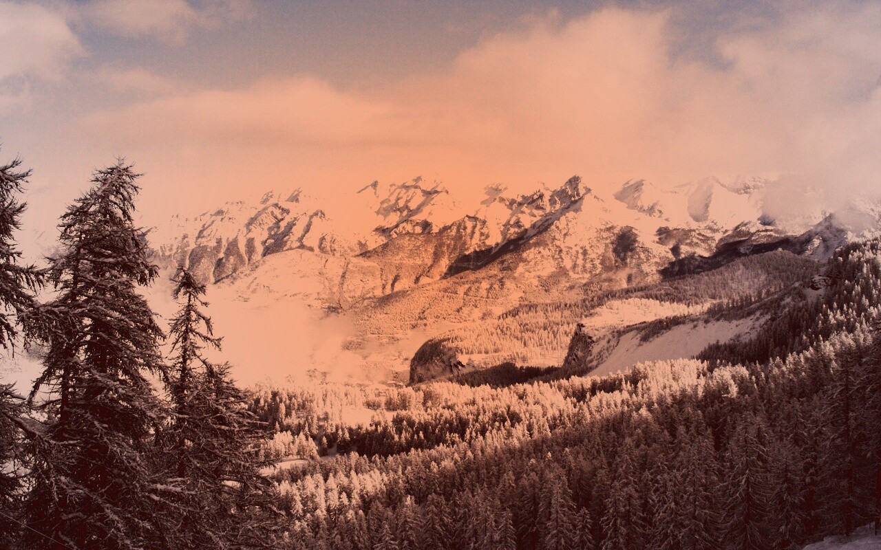 Горный пейзаж обои