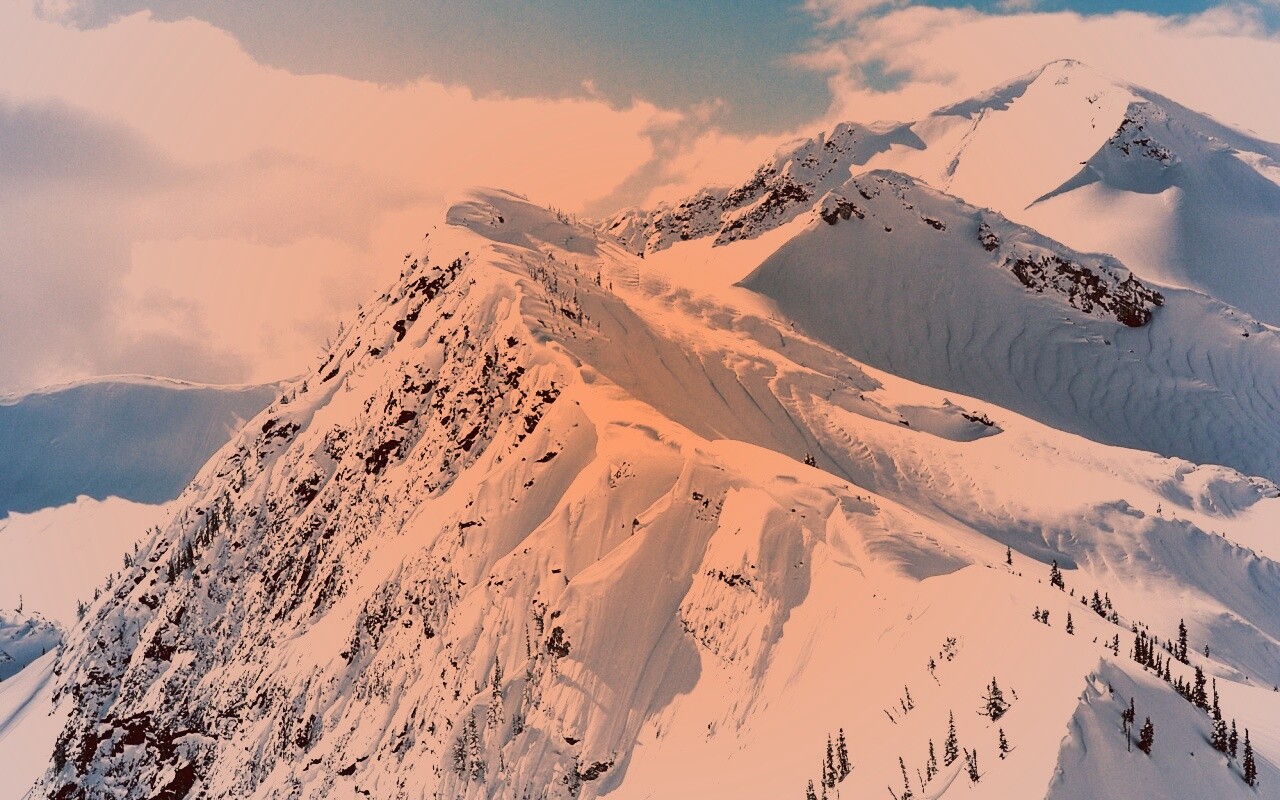 Горная гряда обои