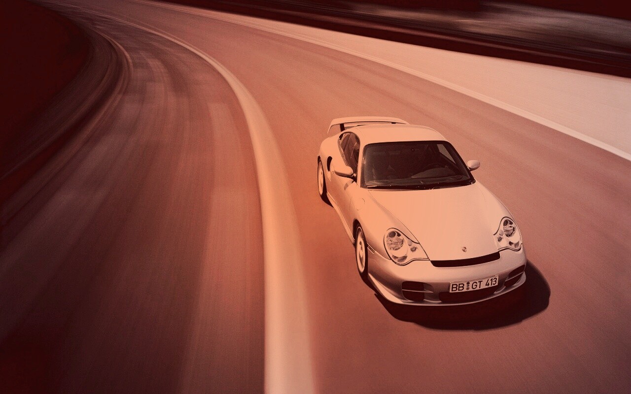 Порше на треке обои