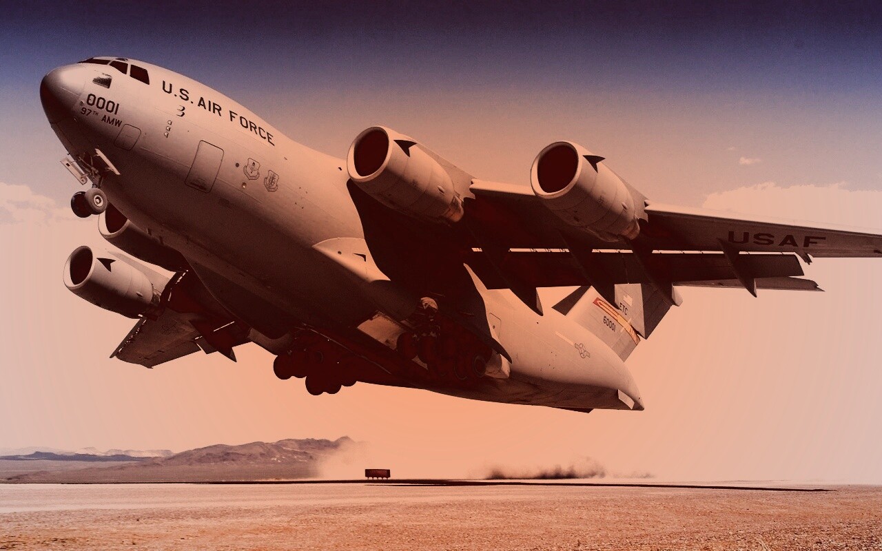 Транспортный самолет воздушных сил США обои