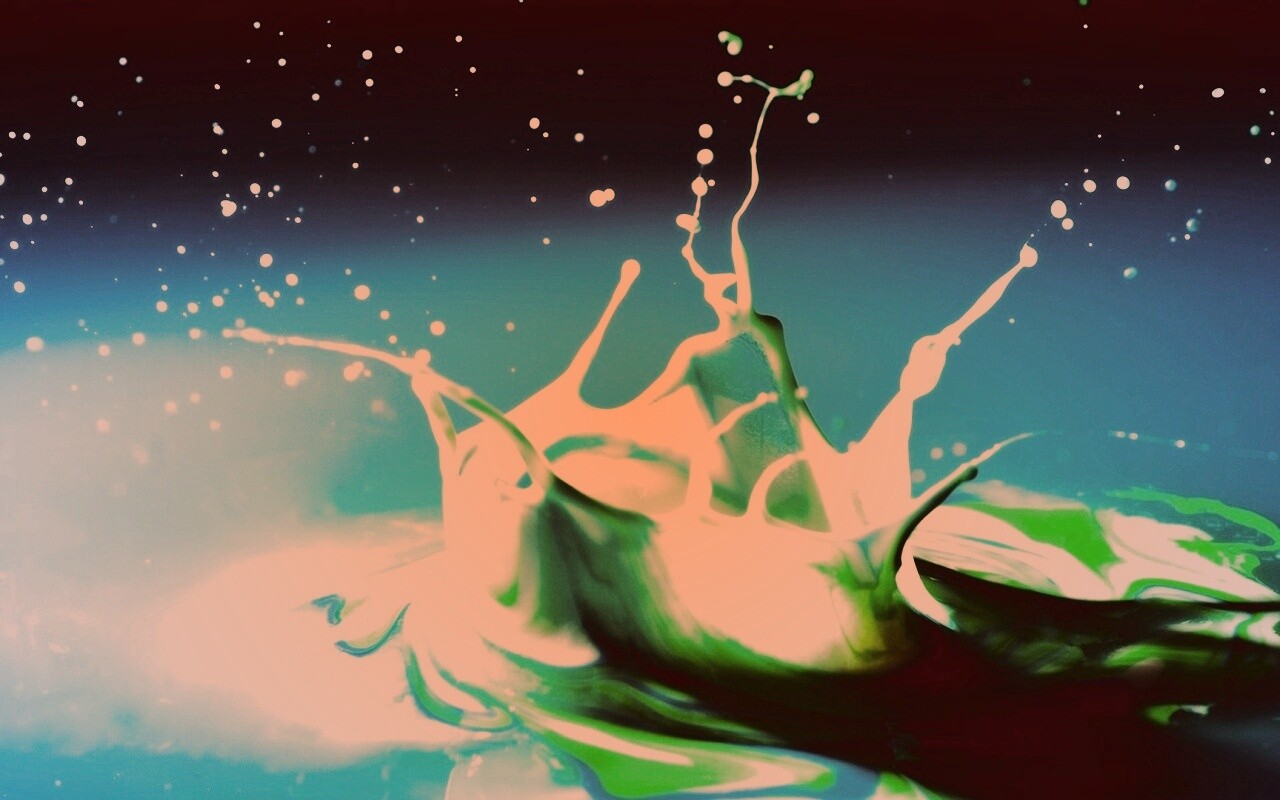 Брызги зеленой краски обои