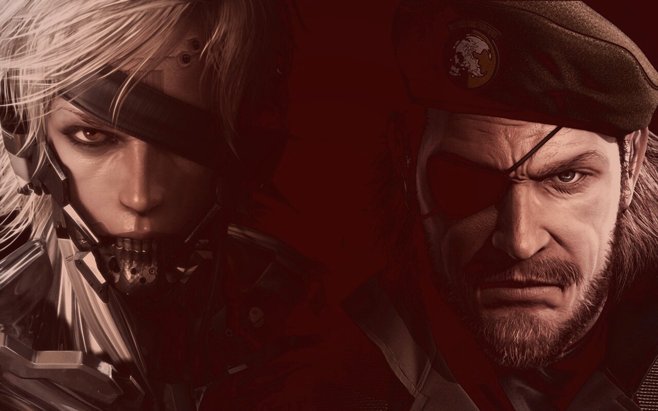 Потрепанные в боях обои