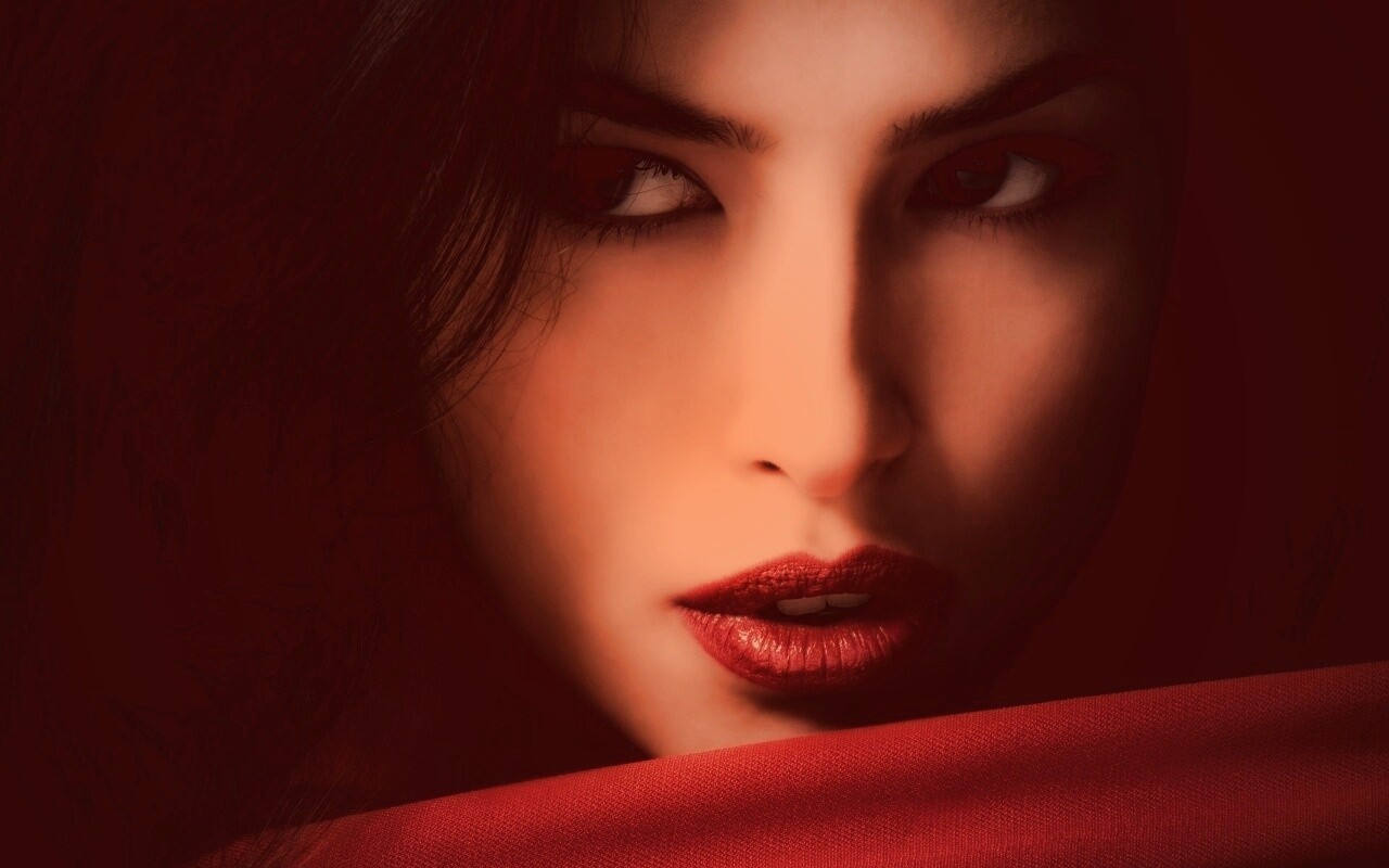 Женский взгляд обои