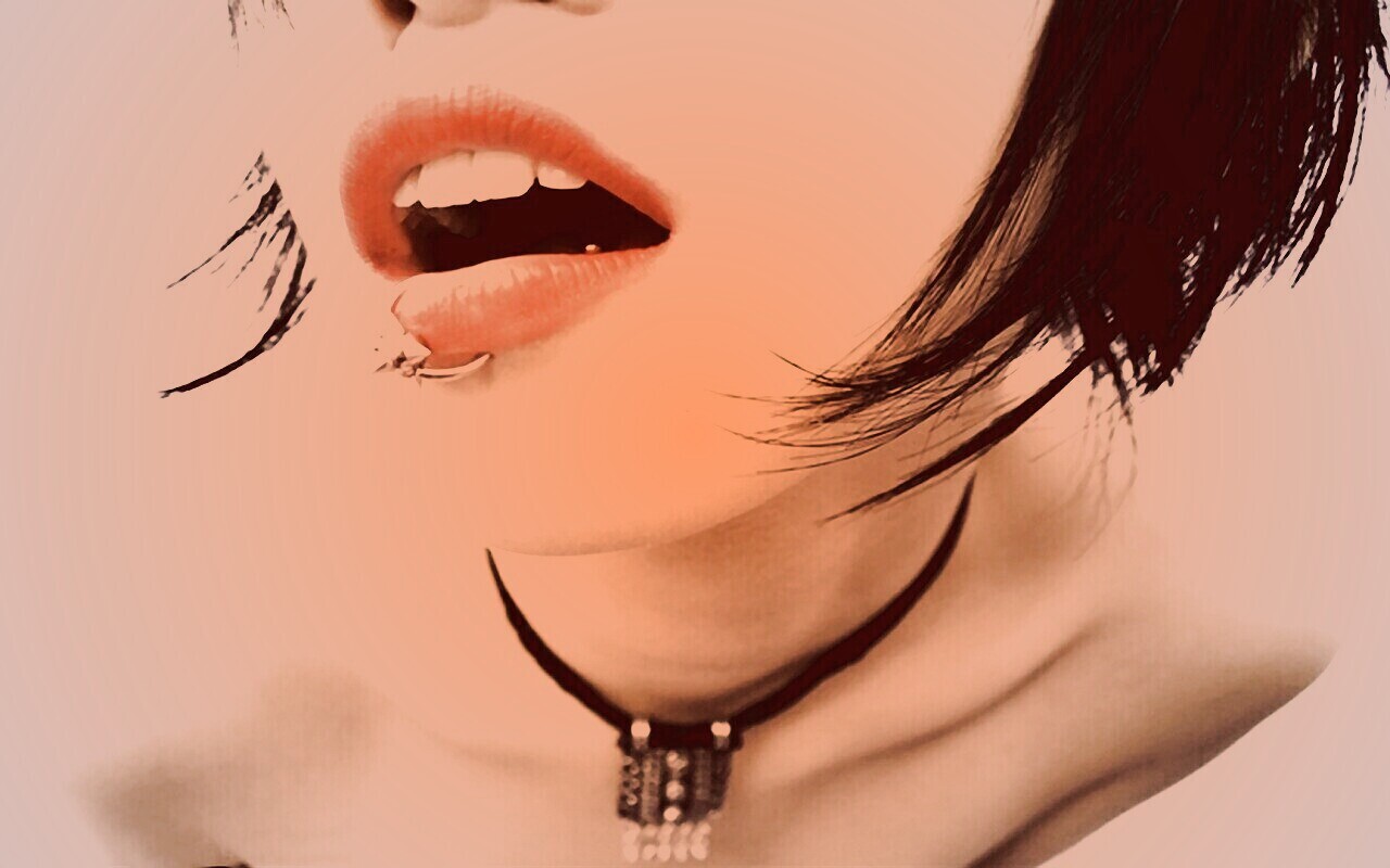 Девушка с кольцом обои