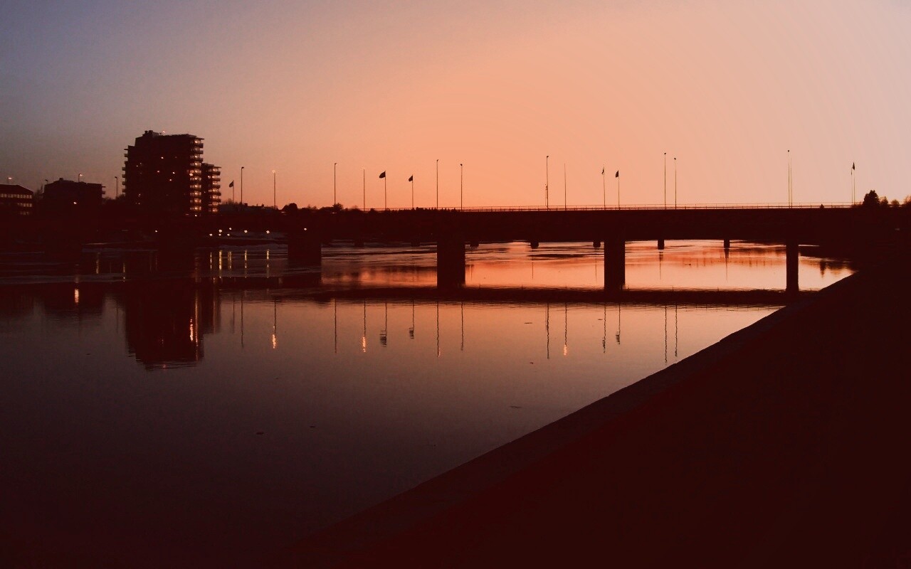 Живописный мост обои