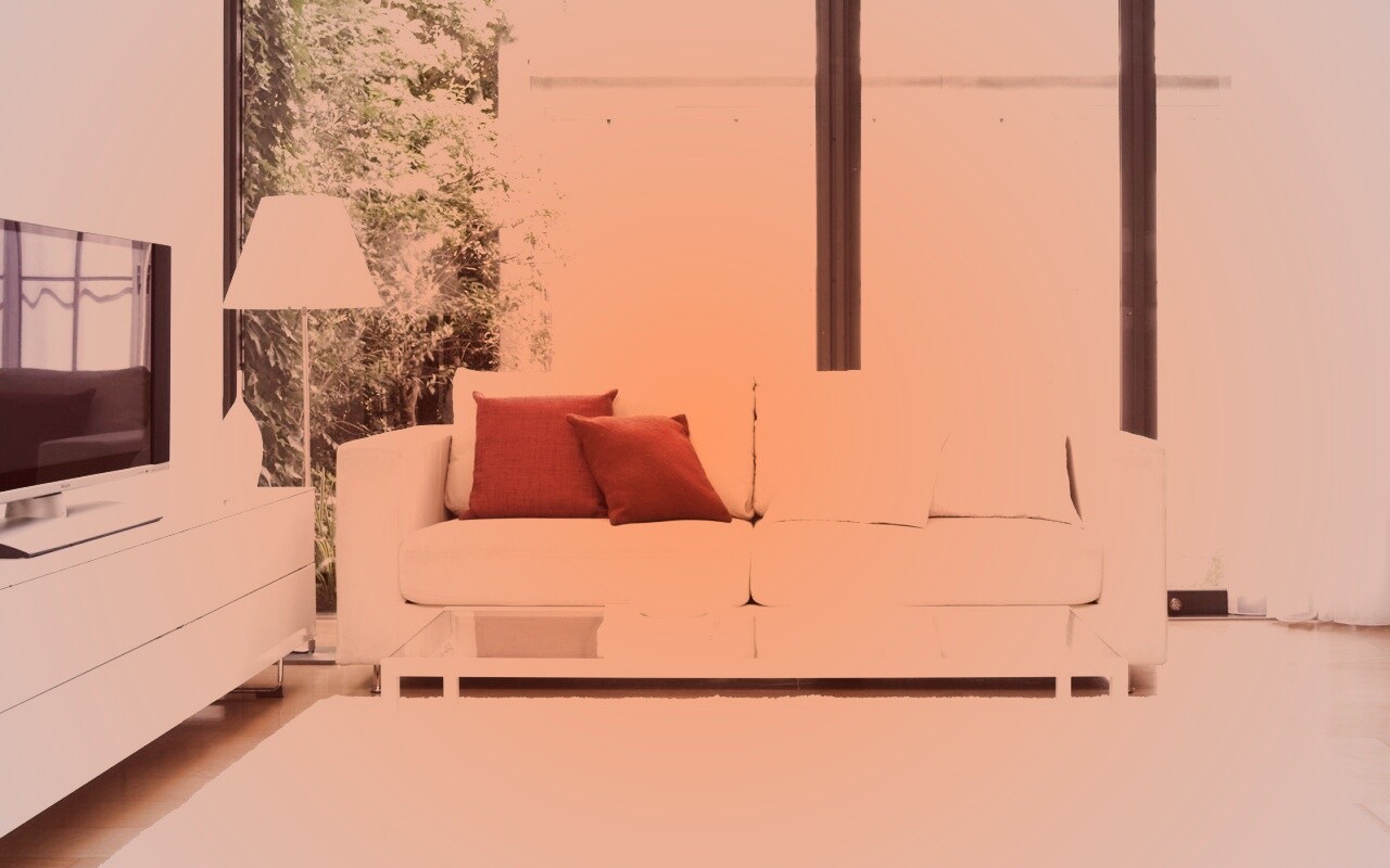 Комната с диваном и телевизором обои