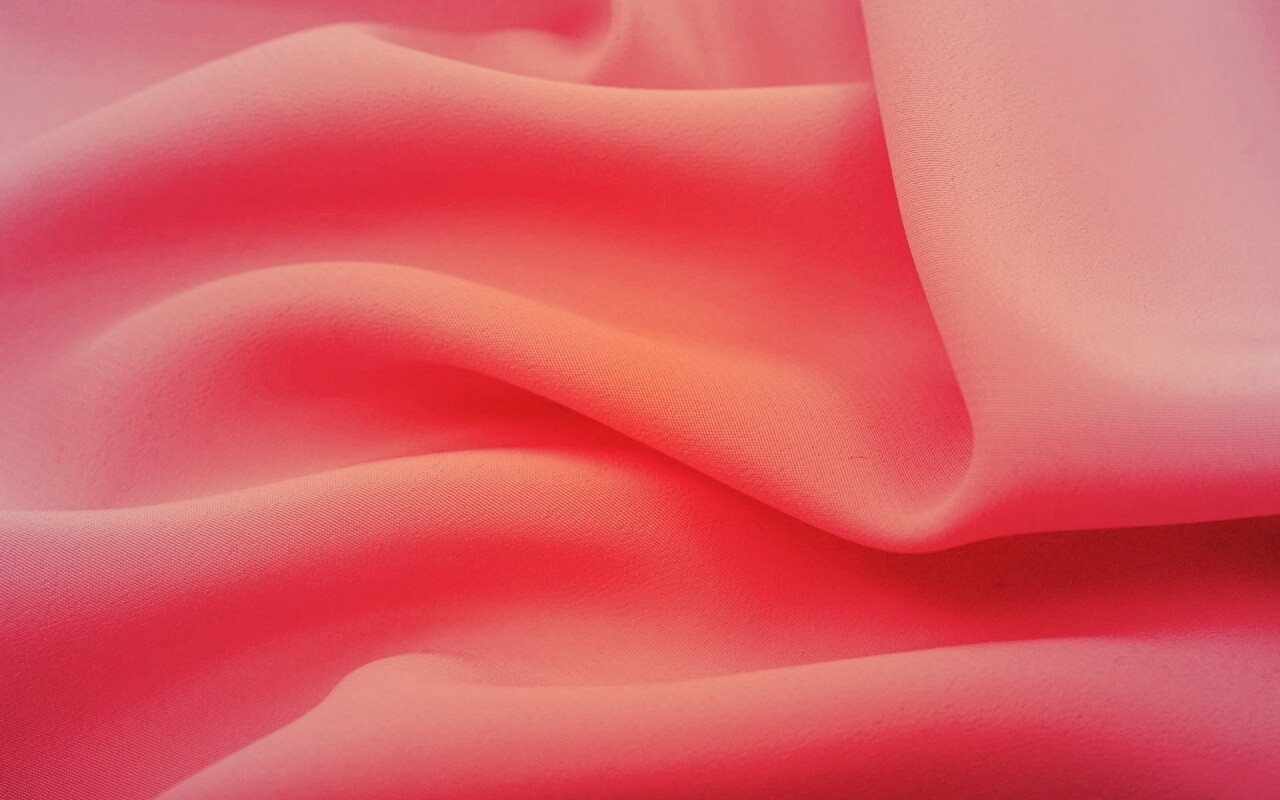 Розовая ткань обои