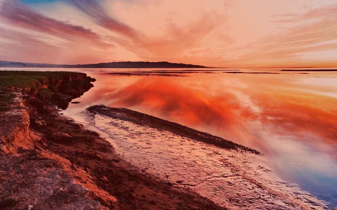 Озеро на закате обои