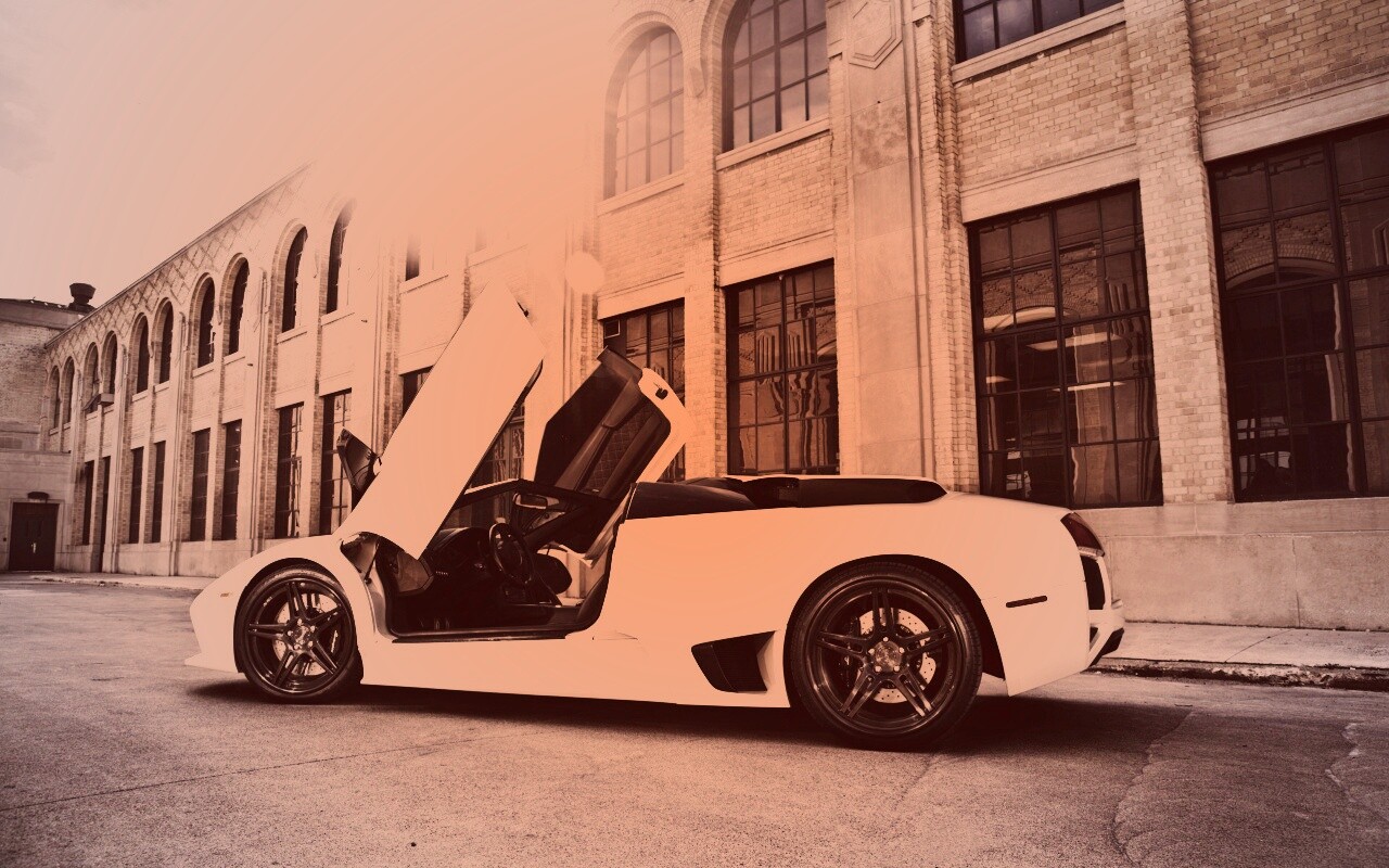 Белая Ламборгини Мурсьелаго обои