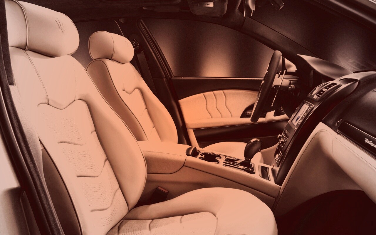 Салон Мазерати Quattroporte обои